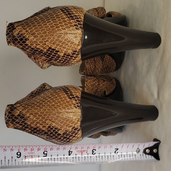 Michael Kors Snake Embossed Heels - Picture 3 of 10
